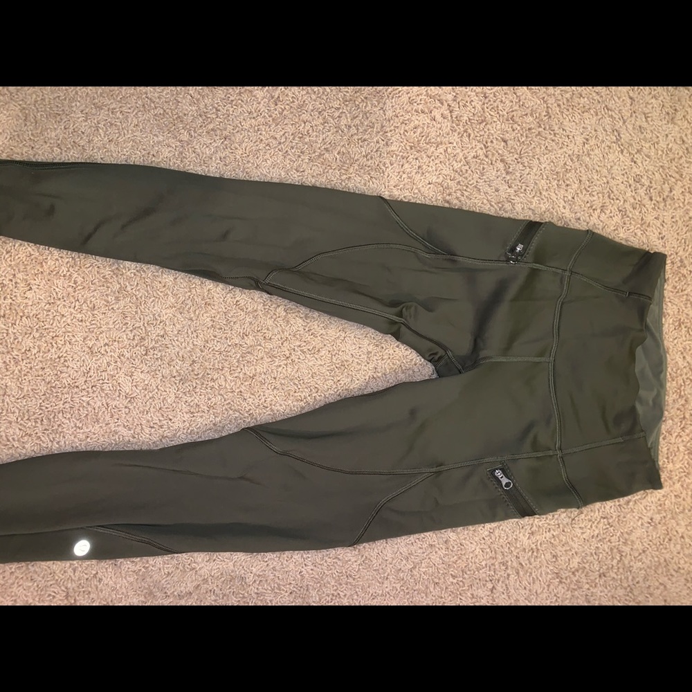 Lululemon | Size 4 | 7/8ths | Running | zippers